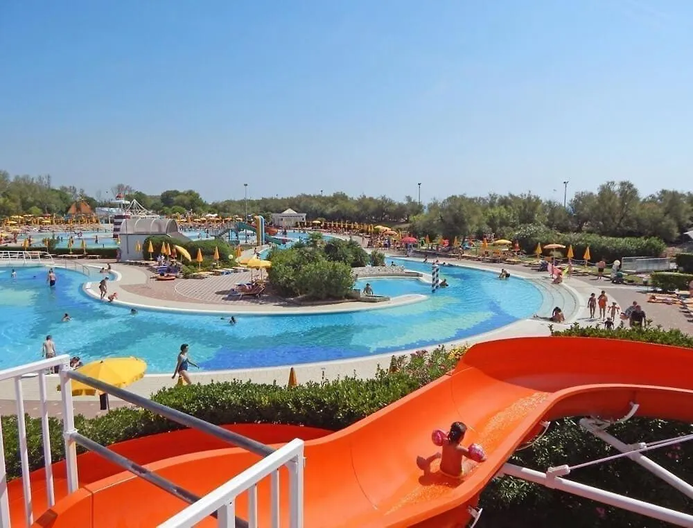Κάμπινγκ Estivo Premium Plus Mobile Homes On Camping Pra Delle Torri Καόρλε Ιταλία