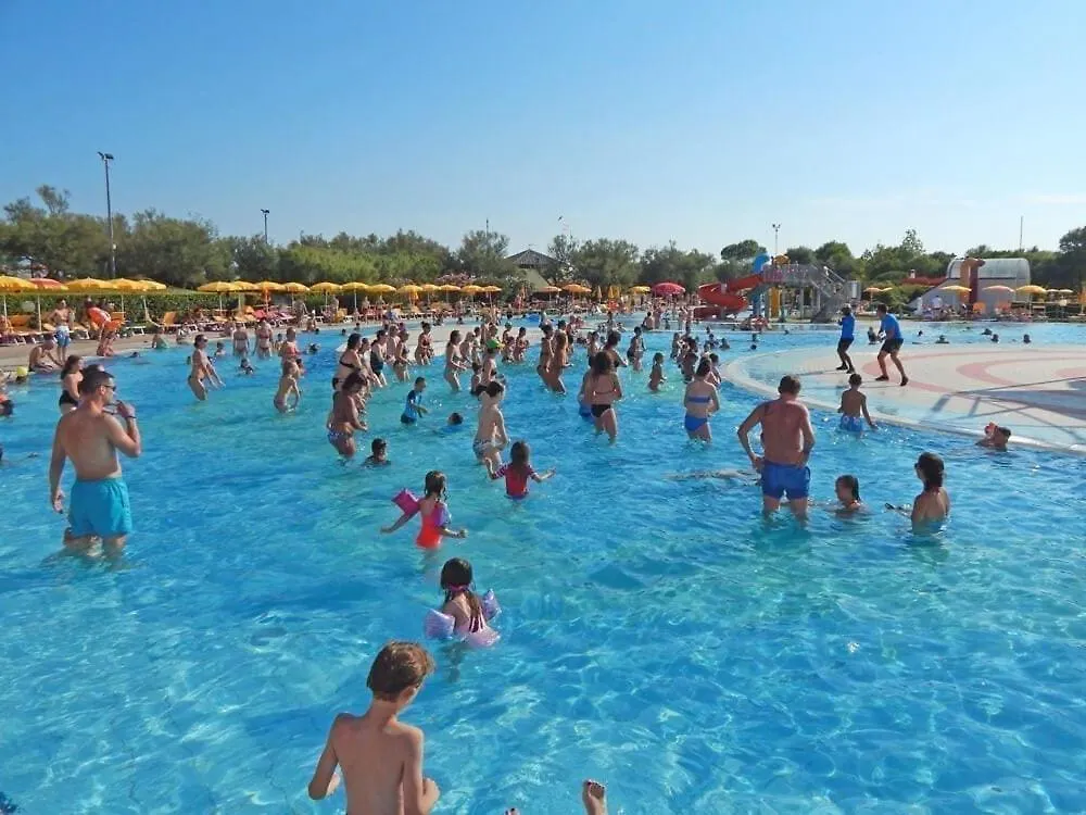 Estivo Premium Plus Mobile Homes On Camping Pra Delle Torri Καόρλε Ιταλία